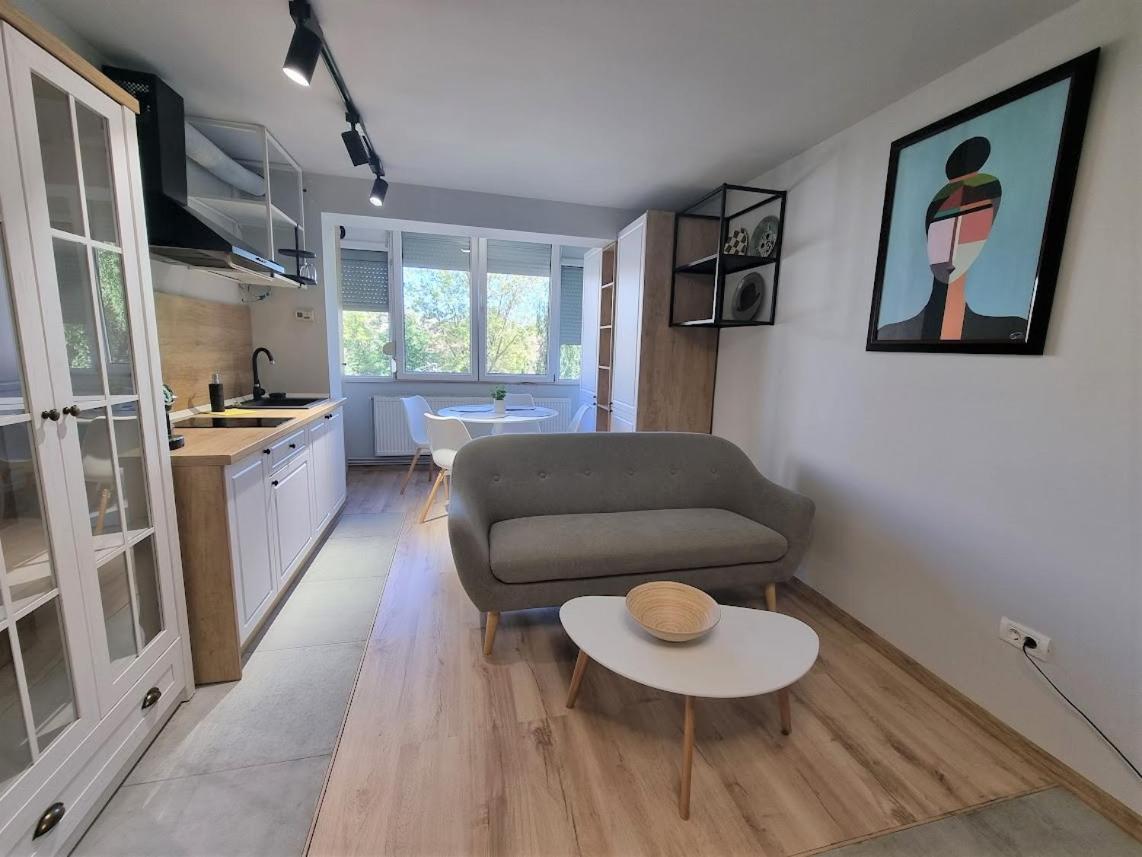 Apartament 209 アルバ・ユリア エクステリア 写真